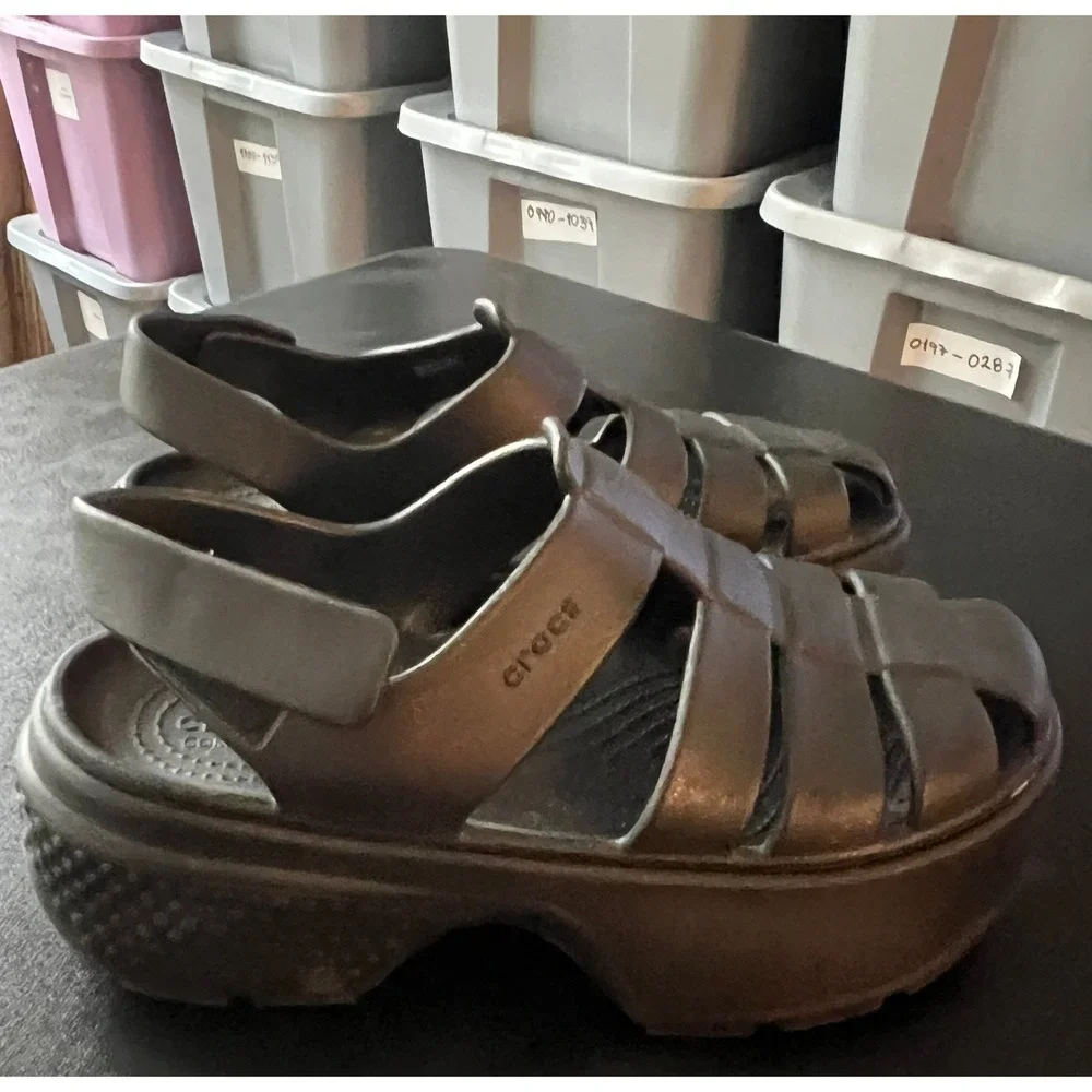 Crocs Skyline Fisherman Sandals Black Platform Lug Sole Womens 10 Mens 8 208182
